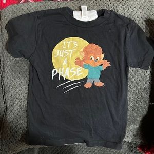 “It’s just a phase” werewolf shirt! Kids Size 3T